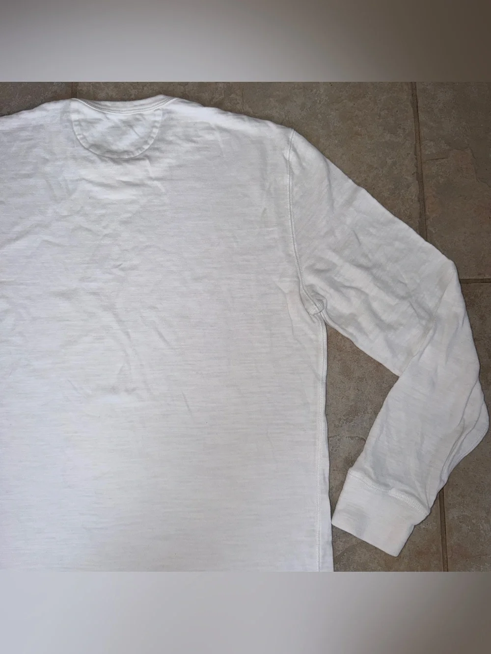 Faherty Sunwashed Organic Crew Long Sleeve in White Size Medium